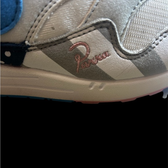 Nike Size Air Max 1 Parra At3057-100 Para Low Cut White Tone Sz 9.5 - Picture 7 of 9